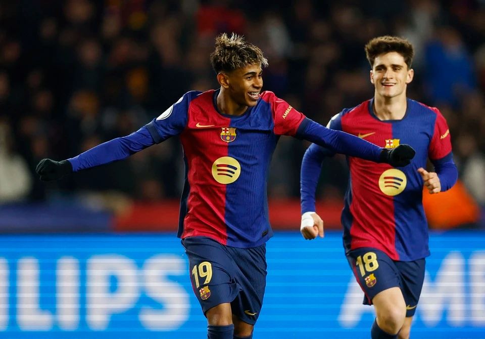 科莫vs卡利亚里：莫拉塔、尼科-帕斯首发，米纳、塞巴斯蒂亚诺-埃斯波西托出战